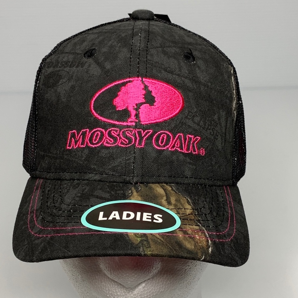 Mossy Oak Ladies Adjustable BaseballHat Fist Most